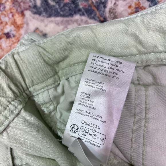 Anthropologie Pilcro Green Paperbag Barrel Pants High Rise Relaxed Size 25 Sage - Picture 9 of 9